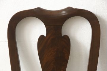 チェアをリペア&カスタム!ご希望の生地に座面を張り替え、本体は現状をベースにして1トーン程落ち着いた色味に着色。(ダイニングチェア、椅子、イス)