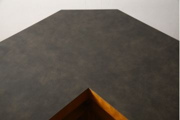 コーナーカウンターをリペア&カスタム!開き扉を新たに製作し、色味は既存の色に合わせた着色。(収納棚、カウンターテーブル)