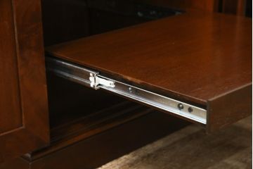 テレビ台をリペア&カスタム!既存の棚板を活用し、スライドレール棚へ。1ヵ所穴あけ加工。(テレビボード、ローボード)