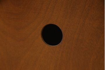 テレビ台をリペア&カスタム!既存の棚板を活用し、スライドレール棚へ。1ヵ所穴あけ加工。(テレビボード、ローボード)