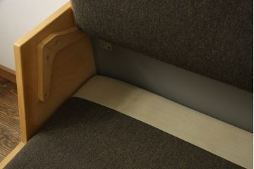 ソファベッドの見た目を変えずに綺麗にリペア!(ソファベッド、3人掛けソファ、ヴィンテージ)