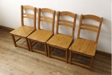ダイニングチェアをリペア&カスタム!希望の座面高になるよう脚を下からカット。色味は本体に合わせ着色。 (板座チェア、椅子)