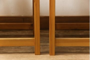 ダイニングチェアをリペア&カスタム!希望の座面高になるよう脚を下からカット。色味は本体に合わせ着色。 (板座チェア、椅子)