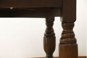 ドローリーフテーブルをリペア&カスタム!ご要望の高さに脚をカットし、補修箇所・本体は現状の色味を活かし統一して着色。(ダイニングテーブル、食卓、エクステンションテーブル、拡張式テーブル)