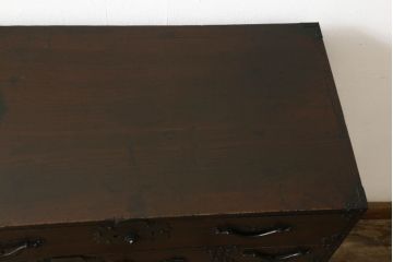 米沢小箪笥をリペア&カスタム!高さ・幅を調整して鉄脚を取り付け、現状のお品物に合わせて1トーン程落ち着いた色に着色。(枕箪笥、和タンス、小物収納、引き出し、整理箪笥、時代箪笥)