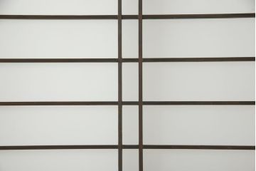 ガラス戸4枚をリペア&カスタム!高さと幅をリサイズし、ダークブラウン色に着色。(引き戸、建具)