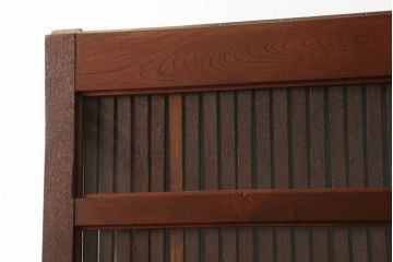 蔵戸をリペア&カスタム!格子裏面にガラスを組み入れ、表面は漆塗りを活かし、裏面は表面と近しい雰囲気になるよう着色。(玄関戸、玄関ドア、引き戸)