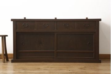 水屋箪笥サイドボードをリペア&カスタム!天板裏の補強をし、現状のお品物に合わせて1トーン程落ち着いた色に着色。(収納棚、戸棚、テレビ台、ローボード)