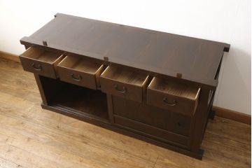 水屋箪笥サイドボードをリペア&カスタム!天板裏の補強をし、現状のお品物に合わせて1トーン程落ち着いた色に着色。(収納棚、戸棚、テレビ台、ローボード)