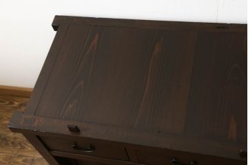 水屋箪笥サイドボードをリペア&カスタム!天板裏の補強をし、現状のお品物に合わせて1トーン程落ち着いた色に着色。(収納棚、戸棚、テレビ台、ローボード)
