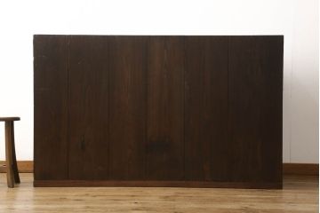 収納箪笥をリペア&カスタム!天板裏の補強をし、現状のお品物に合わせて1トーン程落ち着いた色に着色。背面はウレタン塗装にて仕上げ。(サイドボード、水屋箪笥、戸棚、キャビネット、テレビ台、収納棚)