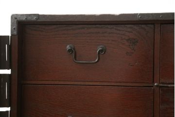 帳場箪笥をリペア&カスタム!底板の中空部分に板を足してフラットに加工。足した材も周りの材に合うように着色。(小箪笥、和箪笥、時代箪笥、収納たんす)