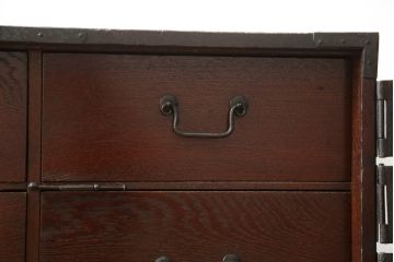 帳場箪笥をリペア&カスタム!底板の中空部分に板を足してフラットに加工。足した材も周りの材に合うように着色。(小箪笥、和箪笥、時代箪笥、収納たんす)