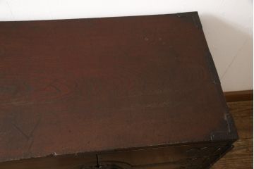 帳場箪笥をリペア&カスタム!底板の中空部分に板を足してフラットに加工。足した材も周りの材に合うように着色。(小箪笥、和箪笥、時代箪笥、収納たんす)