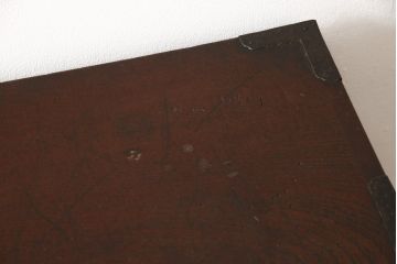 帳場箪笥をリペア&カスタム!底板の中空部分に板を足してフラットに加工。足した材も周りの材に合うように着色。(小箪笥、和箪笥、時代箪笥、収納たんす)