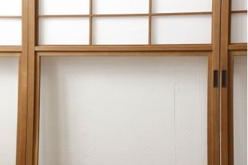 障子戸4枚をリペア&カスタム!高さと幅をリサイズし、既存のガラスからクリアガラスに変更。障子はプラスチック障子に張り替え。引手の位置を変更し、蜜蝋ワックスにて仕上げ。(建具、引き戸)