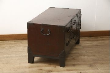 庄内箪笥ローボードをリペア&カスタム!木製の脚を取り付け。(テレビ台、テレビボード、ローチェスト)