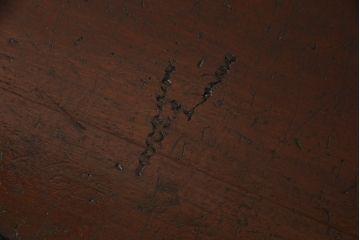 庄内箪笥ローボードをリペア&カスタム!木製の脚を取り付け。(テレビ台、テレビボード、ローチェスト)