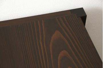 四尺水屋箪笥サイドボードをリペア&カスタム!天板部分の塗り直し、現状のお品物に合わせて1トーン程落ち着いた色に着色し、修繕箇所は本体と馴染むように。(食器棚、収納棚、キャビネット)