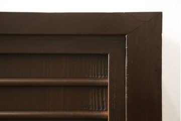 四尺水屋箪笥サイドボードをリペア&カスタム!天板部分の塗り直し、現状のお品物に合わせて1トーン程落ち着いた色に着色し、修繕箇所は本体と馴染むように。(食器棚、収納棚、キャビネット)