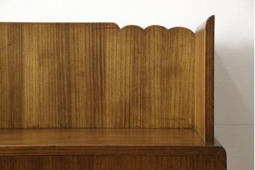 本箱をリペア&カスタム!現状をベースにポアーステインと蜜蝋ワックスにて仕上げ。現状のお品物に合わせて1トーン程落ち着いた色に着色し、修繕箇所は本体と馴染むように。(ブックケース、本棚)