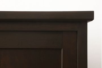 サイドボードをリペア&カスタム!元々付いている脚4本と支えを取り外し、左側前面のみ指定の脚を取り付け。本体の色味はそのままに、新たに取り付けた脚は本体に合わせて着色。(テレビボード、テレビ台、収納棚、戸棚、キャビネット)
