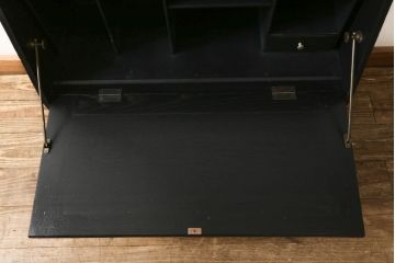 ライティングビューローをリペア&カスタム!ビューローの象嵌部分はペイントせず元の色味をベースに着色し、本体はマットブラックに着色。(簿記机、在宅ワーク、在宅用ワークデスク)