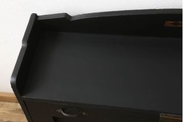 ライティングビューローをリペア&カスタム!ビューローの象嵌部分はペイントせず元の色味をベースに着色し、本体はマットブラックに着色。(簿記机、在宅ワーク、在宅用ワークデスク)