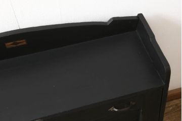 ライティングビューローをリペア&カスタム!ビューローの象嵌部分はペイントせず元の色味をベースに着色し、本体はマットブラックに着色。(簿記机、在宅ワーク、在宅用ワークデスク)