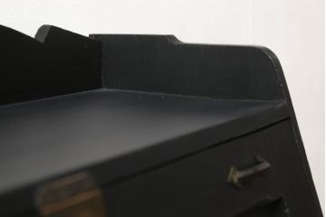 ライティングビューローをリペア&カスタム!ビューローの象嵌部分はペイントせず元の色味をベースに着色し、本体はマットブラックに着色。(簿記机、在宅ワーク、在宅用ワークデスク)
