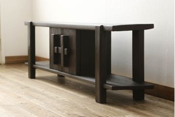 ロータイプ飾り棚をリペア&カスタム!下段背面に配線用の穴開け加工。取り外し可能な棚板を製作し、棚板の配線通し加工。(テレビ台、飾り台、ローボード、ヴィンテージ)