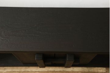 ロータイプ飾り棚をリペア&カスタム!下段背面に配線用の穴開け加工。取り外し可能な棚板を製作し、棚板の配線通し加工。(テレビ台、飾り台、ローボード、ヴィンテージ)
