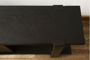 ロータイプ飾り棚をリペア&カスタム!下段背面に配線用の穴開け加工。取り外し可能な棚板を製作し、棚板の配線通し加工。(テレビ台、飾り台、ローボード、ヴィンテージ)