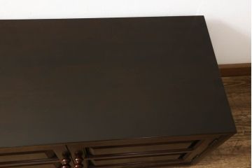 テレビ台をリペア&カスタム!配線穴開け加工を施し、本体は元の色味をベースに仕上げ。(テレビボード、ローボード、リビングボード、収納棚、戸棚、サイドボード)