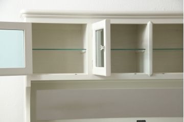 デンタルケースをリペア&カスタム!すりガラス天板を形に合うように新規で製作し取り付け。色味は当店商品を参考にアンティークホワイトにペイント。(ケビントガラスケース、収納棚、戸棚)