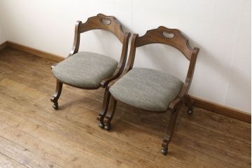 ダイニングチェア4脚をリペア&カスタム!ウレタンスポンジを交換し、希望の生地で座面を張替え。本体は元の木色をベースにキズをなじませて仕上げ。(サイドチェア、椅子、イス)