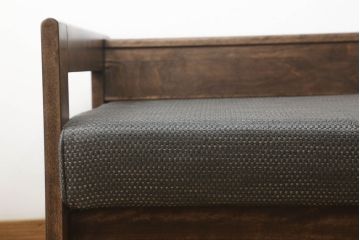 ソファベッドをリペア&カスタム!現状の塗装を剥離、シール剥がし、オイルフィニッシュにて仕上げ。(3人掛けソファ、3P、ソファベンチ、ヴィンテージ)