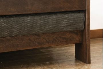 ソファベッドをリペア&カスタム!現状の塗装を剥離、シール剥がし、オイルフィニッシュにて仕上げ。(3人掛けソファ、3P、ソファベンチ、ヴィンテージ)