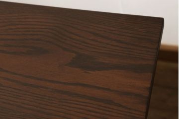格納スツール6脚付きテーブルをリペア&カスタム!当店商品を参考に天板と座面を交換。天板、キャスターを着色して仕上げ。(6人用ダイニングテーブル、作業台)