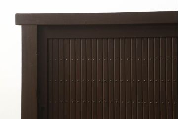 サイドボードをリペア&カスタム!当店の商品を参考に鉄脚を製作し取り付け。木部は現状の品物に合わせて1トーン程落ち着いた色に着色し、修繕箇所は本体と馴染むよう仕上げ。(水屋箪笥、収納棚、戸棚、サイドボード)