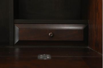 ライティングビューローをリペア&カスタム!指定箇所に配線用の穴開け加工。(机、在宅ワーク、在宅用、引き出し、ワークデスク)