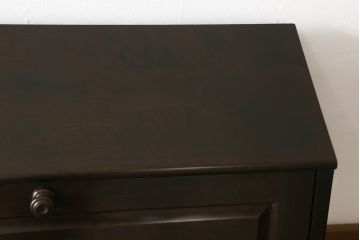 ライティングビューローをリペア&カスタム!指定箇所に配線用の穴開け加工。(机、在宅ワーク、在宅用、引き出し、ワークデスク)