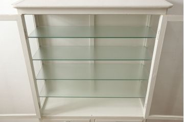 ケビントガラスケースをリペア&カスタム!鍵を当店にて選定し、錠と鍵を使用できるように加工。(飾り棚、収納棚、戸棚、キャビネット、陳列棚)