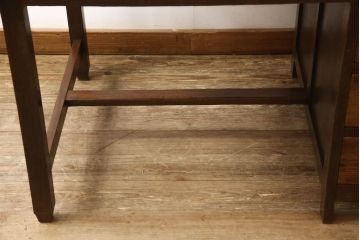 片袖机の見た目を変えずに綺麗にリペア!現状をベースにして1トーン程落ち着いた色味に着色。(デスク、在宅用、在宅ワーク)
