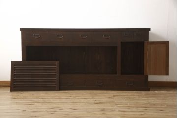 水屋箪笥サイドボードの見た目を変えずに綺麗にリペア!!本体は現状の色味を活かして仕上げ。(収納棚、テレビ台、キャビネット)