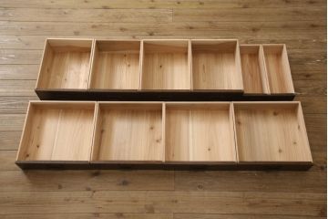 水屋箪笥サイドボードの見た目を変えずに綺麗にリペア!!本体は現状の色味を活かして仕上げ。(収納棚、テレビ台、キャビネット)