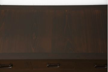 水屋箪笥サイドボードの見た目を変えずに綺麗にリペア!!本体は現状の色味を活かして仕上げ。(収納棚、テレビ台、キャビネット)