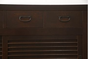 水屋箪笥サイドボードの見た目を変えずに綺麗にリペア!!本体は現状の色味を活かして仕上げ。(収納棚、テレビ台、キャビネット)