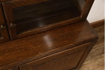 スタッキングブックケースをリペア&カスタム!下段棚の中仕切りを全て取り外し。修繕箇所は本体と馴染ませ、木部は現状をベースにして1トーン程落ち着いた色味に着色。(本箱、収納棚、キャビネット)