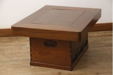 関西火鉢をリペア&カスタム!蓋は開口部に合わせ木目の近い栗材で新規製作。蓋の色味は本体に合わせ、本体は現状をベースに着色。(囲炉裏、長火鉢、座卓、ローテーブル)